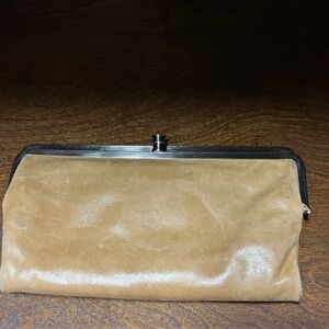 Hobo Clutch
